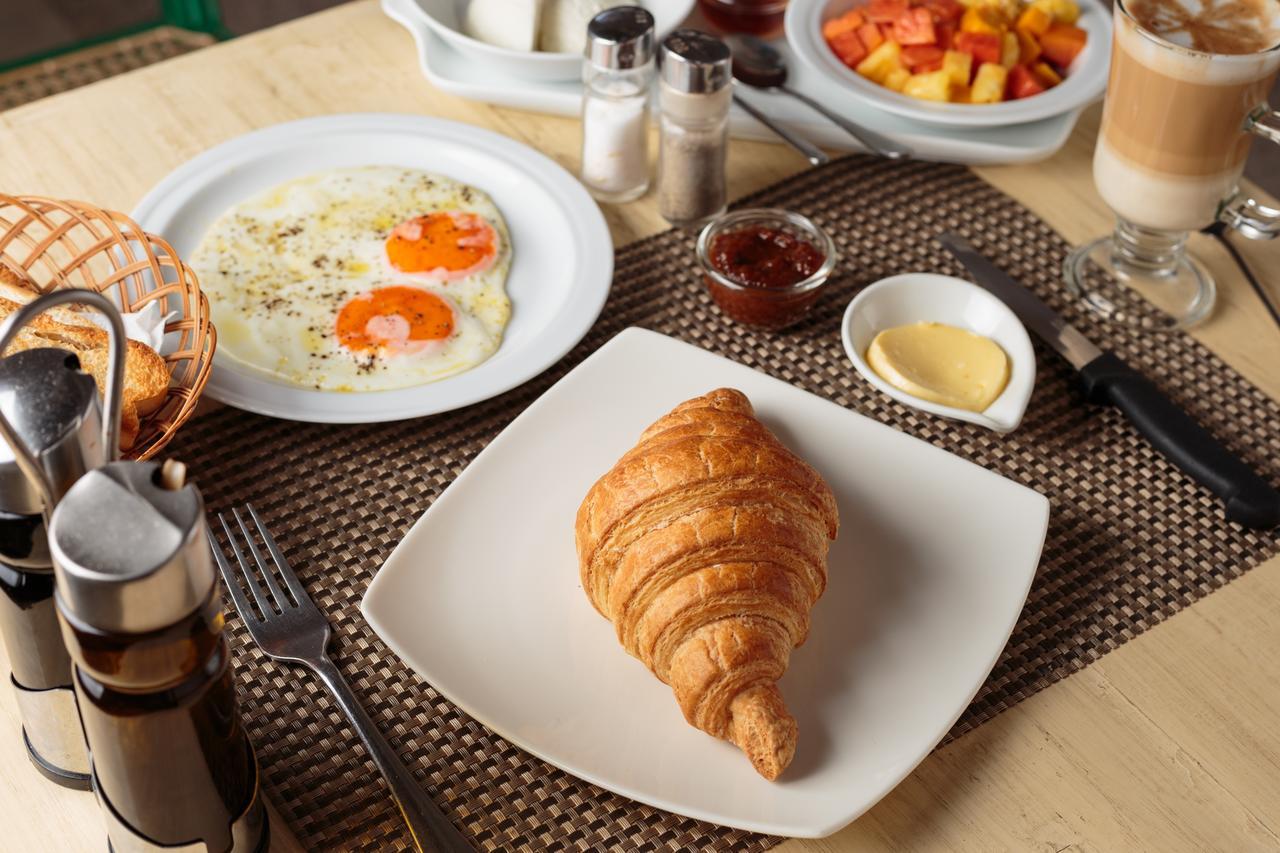 Dolce Italia Rooms โคลอมโบ ภายนอก รูปภาพ
